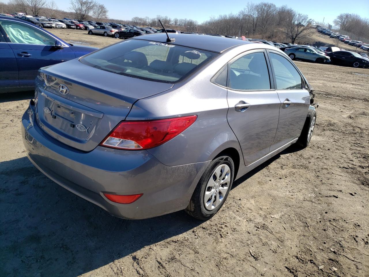 Photo 4 from auction – 2017 HYUNDAI ACCENT SE with VIN KMHCT4AE2HU187747