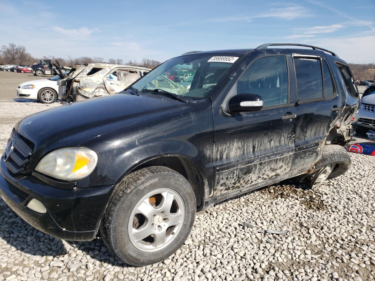 Photo 2 from auction – 2003 MERCEDES-BENZ ML 320 with VIN 4JGAB54E03A385233