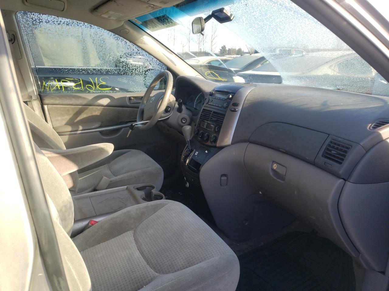 Photo 5 from auction – 2006 TOYOTA SIENNA CE with VIN 5TDBA29C76S069059