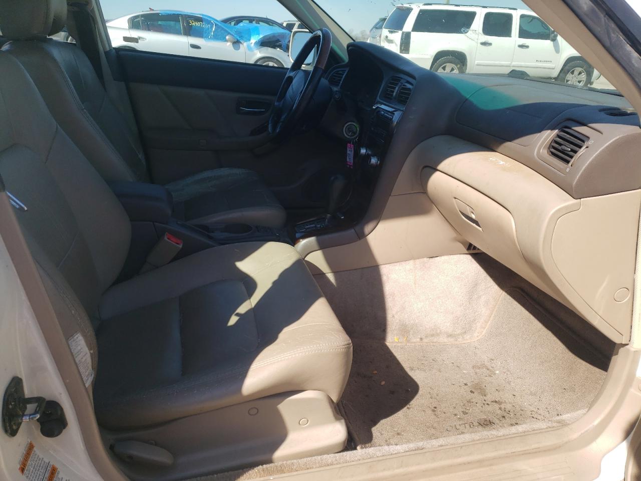 Photo 5 from auction – 2002 SUBARU LEGACY OUT with VIN 4S3BH896127648741