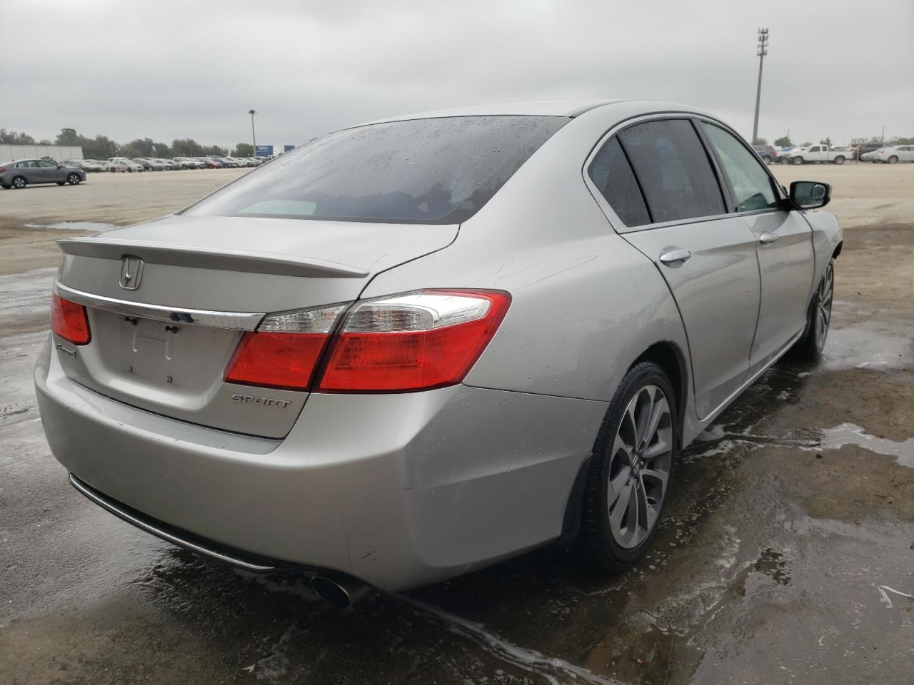 Photo 4 from auction – 2014 HONDA ACCORD SPO with VIN 1HGCR2F55EA165773