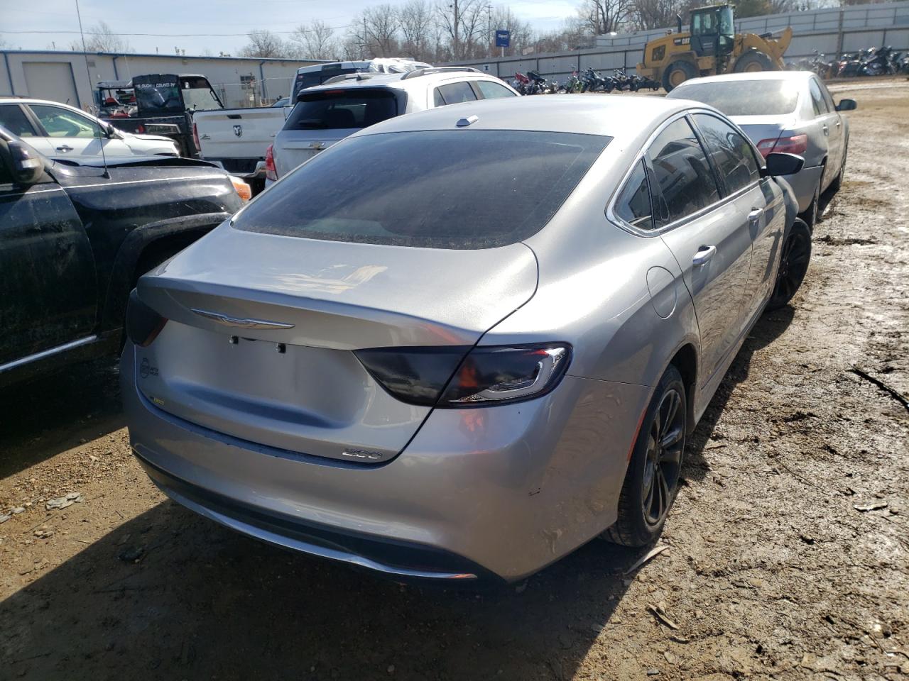 Photo 4 from auction – 2015 CHRYSLER 200 LIMITE with VIN 1C3CCCAB6FN744773