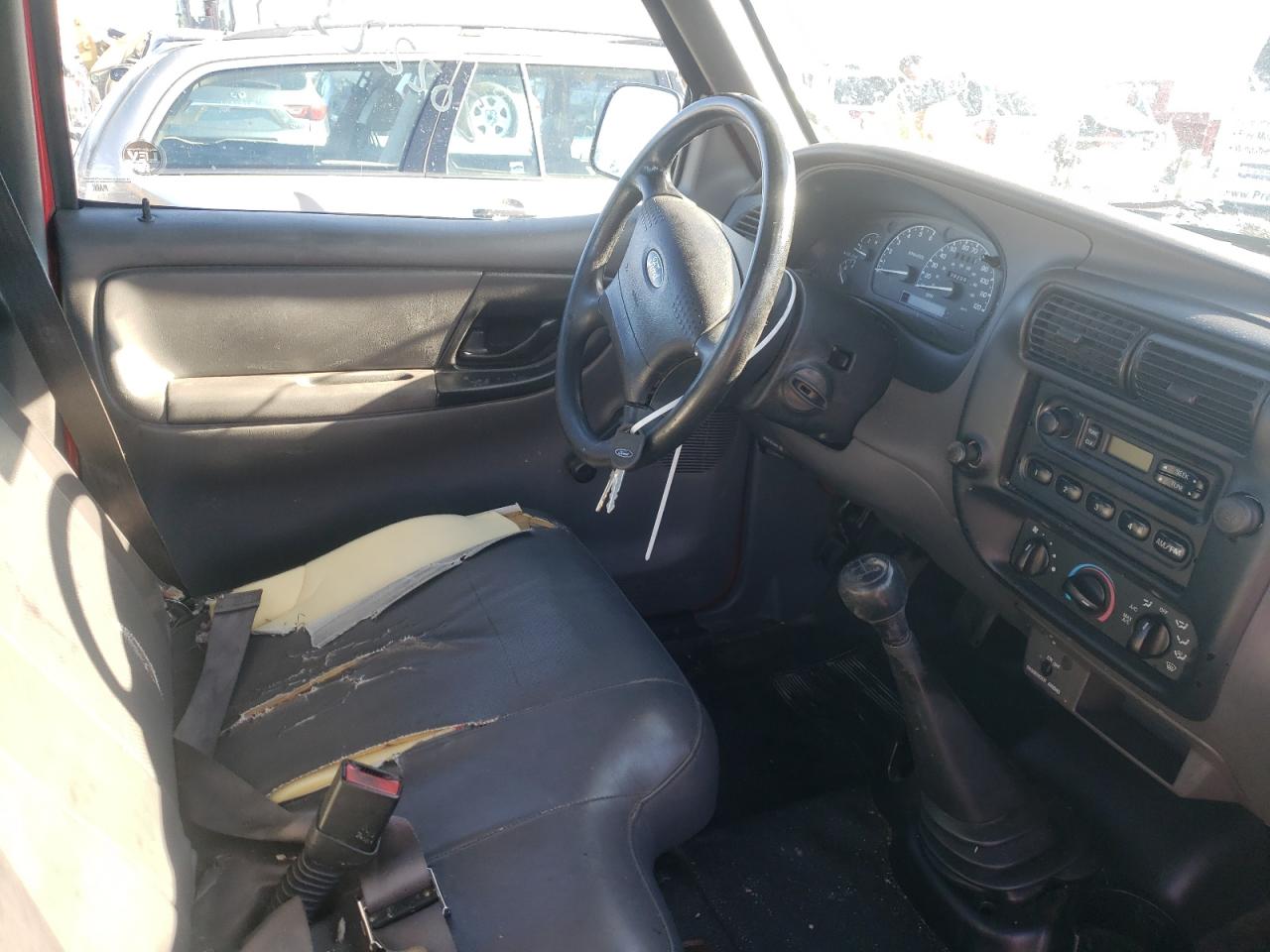 Photo 9 from auction – 2001 FORD RANGER with VIN 1FTYR10UX1PA77887