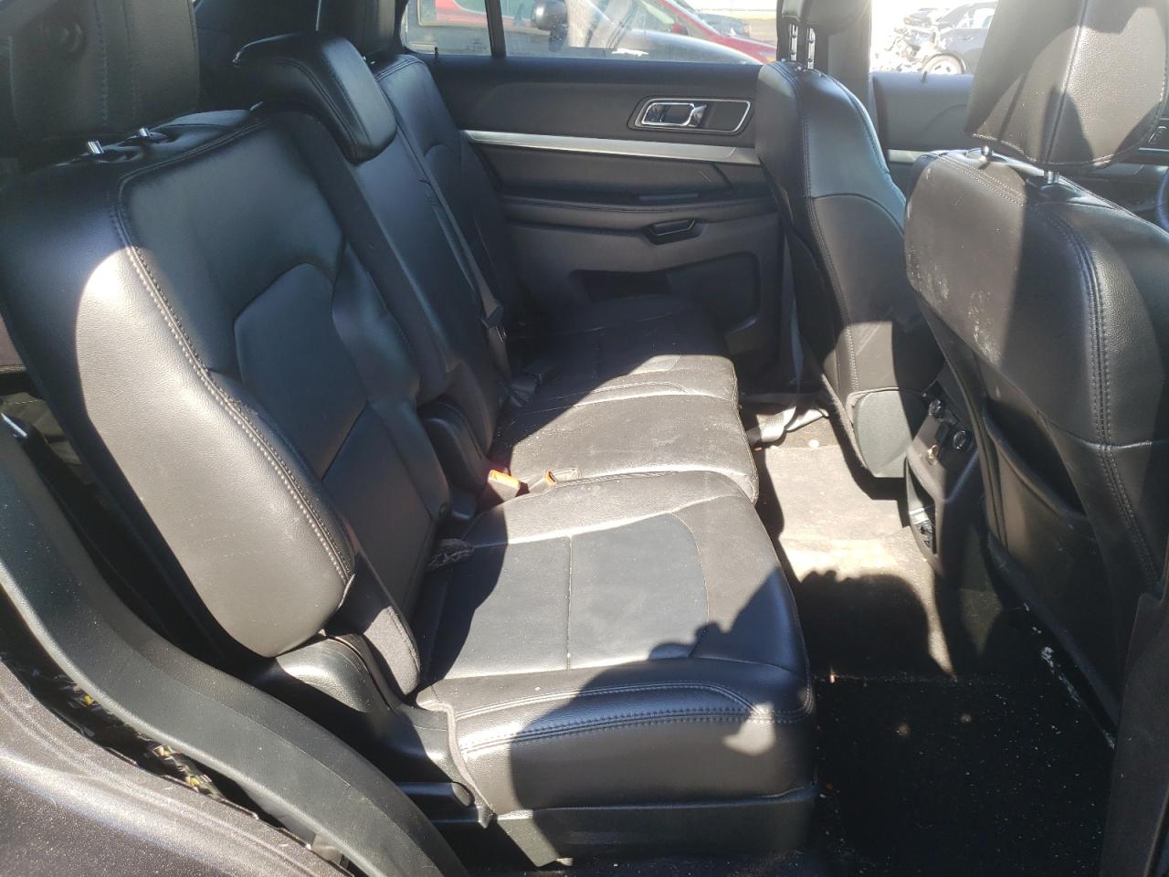 Photo 6 from auction – 2018 FORD EXPLORER X with VIN 1FM5K8D81JGC30147