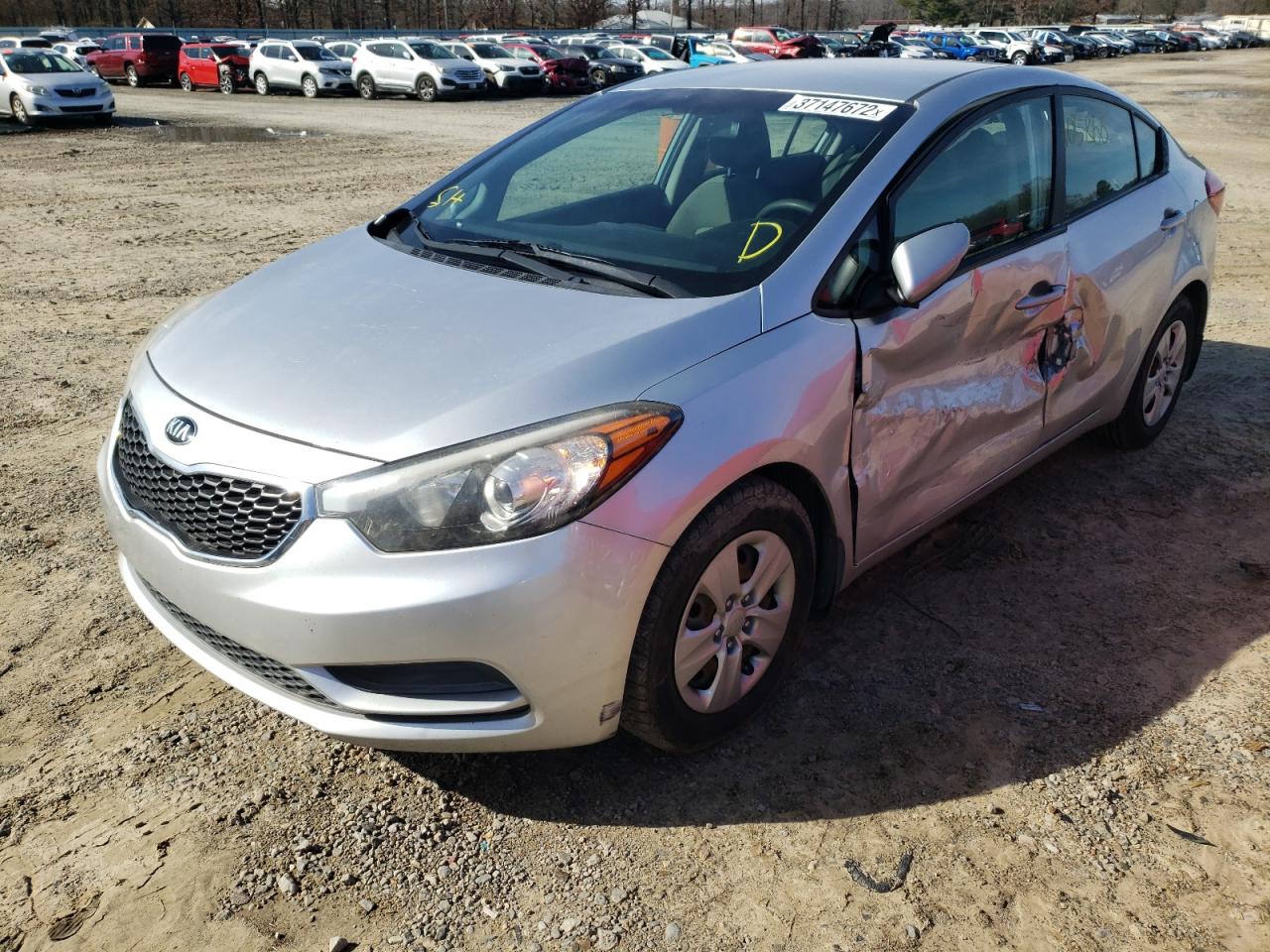 Photo 2 from auction – 2015 KIA FORTE LX with VIN KNAFK4A69F5298782