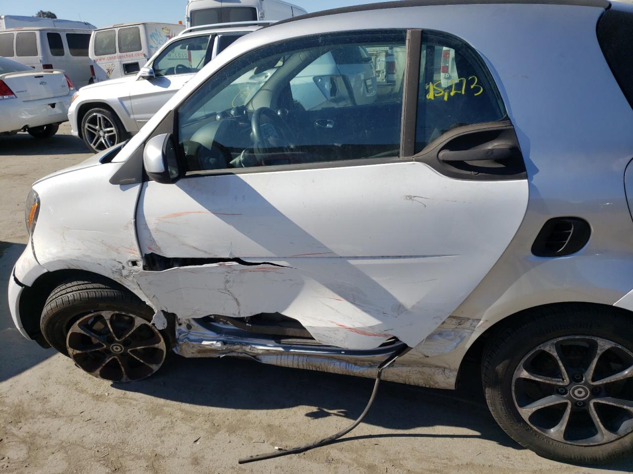 Photo 9 from auction – 2017 SMART FORTWO with VIN WMEFJ5DA6HK193473