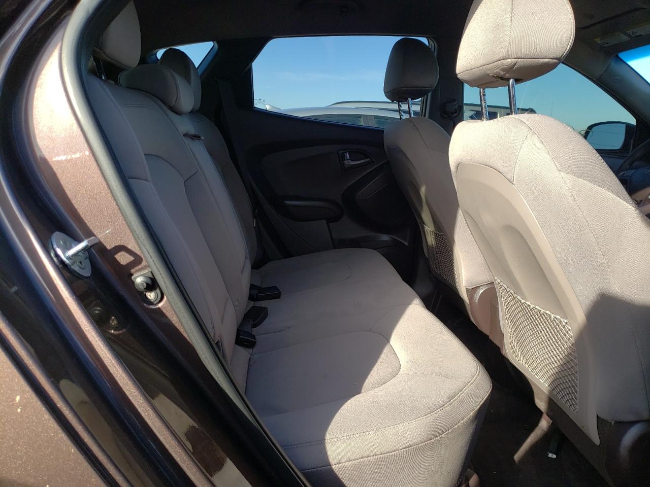 Photo 6 from auction – 2015 HYUNDAI TUCSON GLS with VIN KM8JTCAF8FU985404