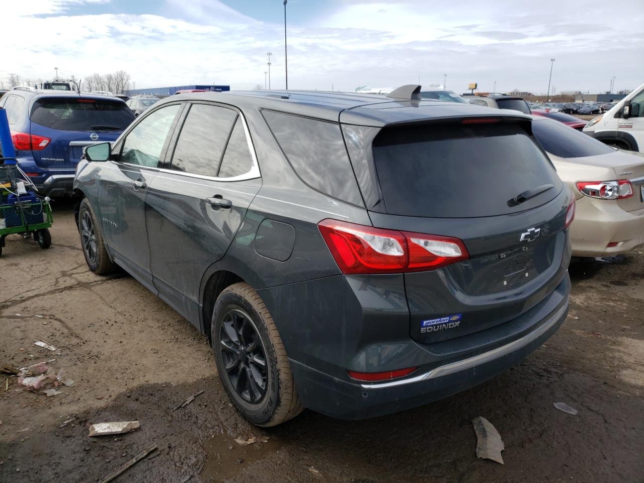 Photo 3 from auction – 2019 CHEVROLET EQUINOX LT with VIN 3GNAXKEV2KS503239