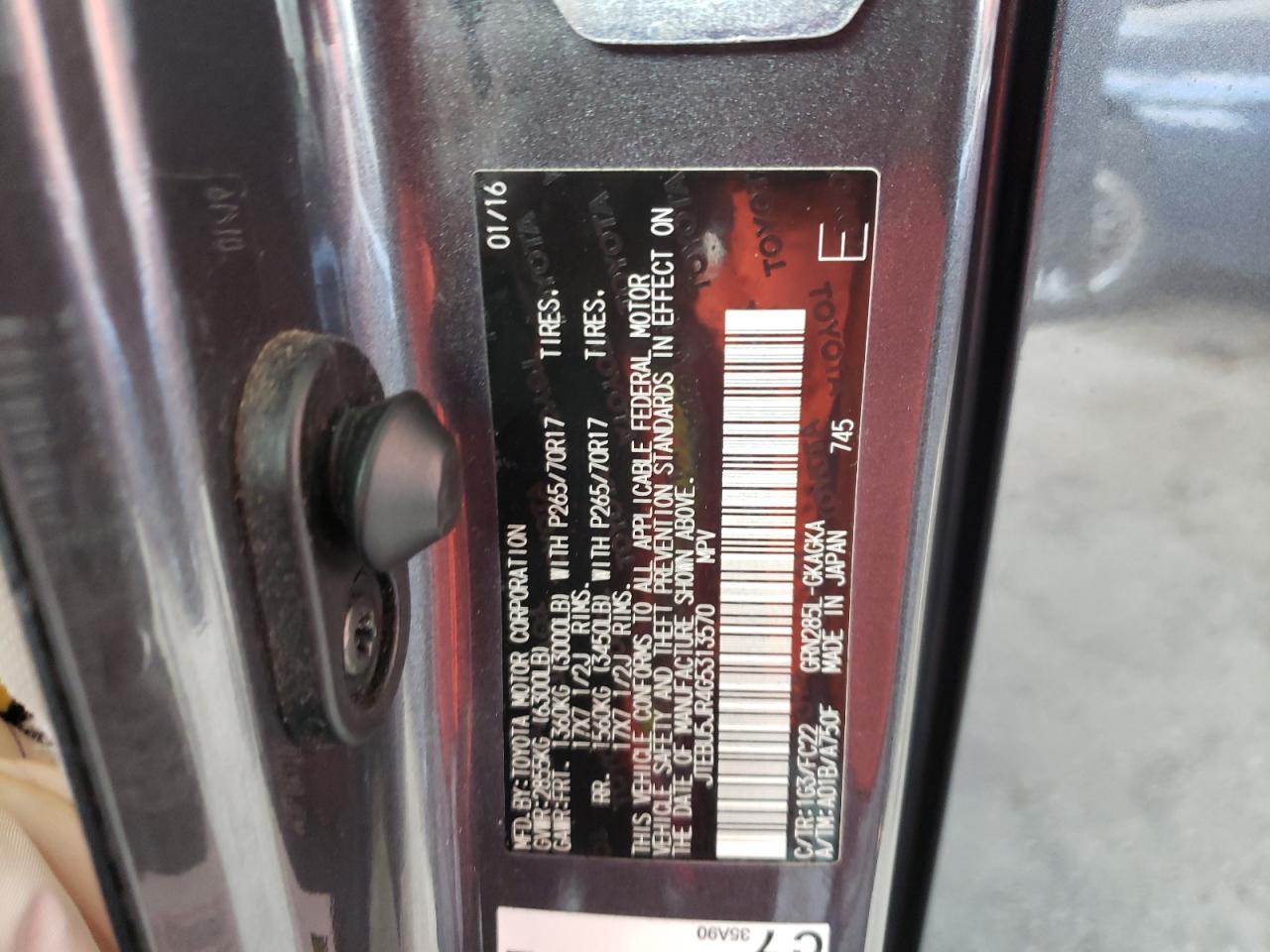 Photo 10 from auction – 2016 TOYOTA 4RUNNER SR with VIN JTEBU5JR4G5313570