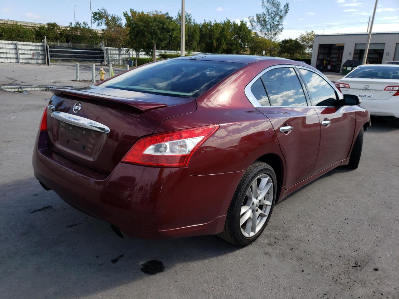 Photo 4 from auction – 2009 NISSAN MAXIMA S with VIN 1N4AA51E69C843288