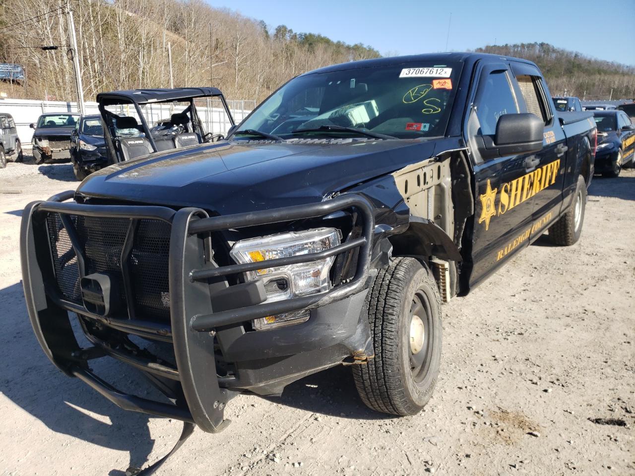 Photo 2 from auction – 2016 FORD F150 SUPER with VIN 1FTFW1EF0GFC32312