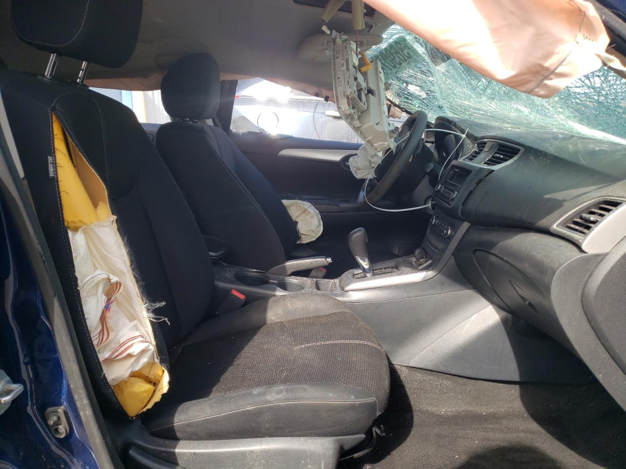 Photo 5 from auction – 2016 NISSAN SENTRA S with VIN 3N1AB7AP2GY219788
