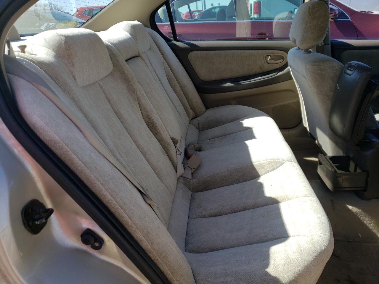 Photo 6 from auction – 2000 NISSAN MAXIMA GLE with VIN JN1CA31D0YT504008