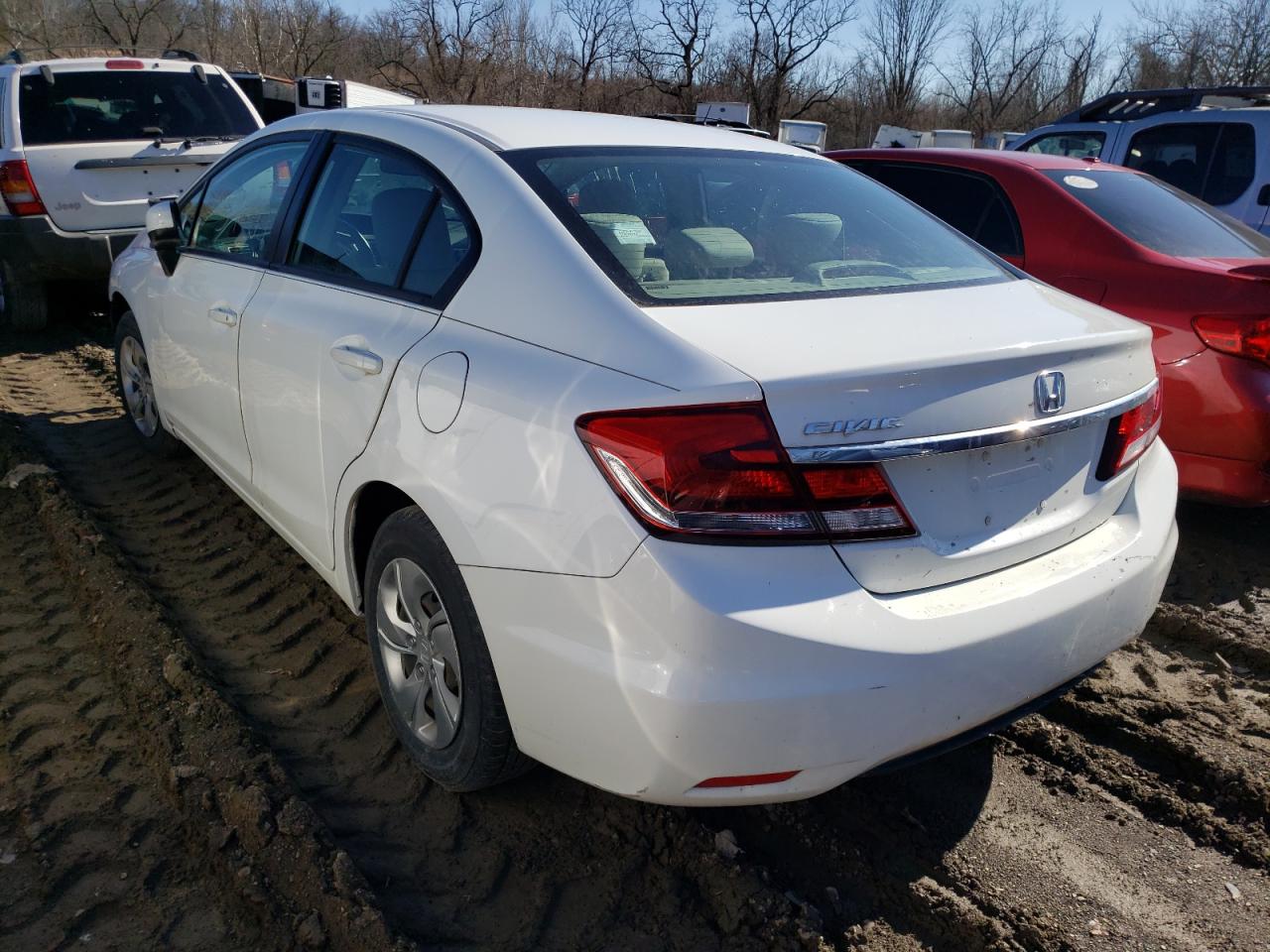 Photo 3 from auction – 2015 HONDA CIVIC LX with VIN 19XFB2F51FE233209