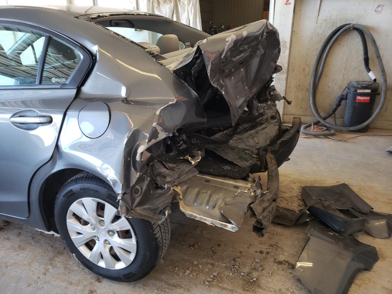 Photo 9 from auction – 2012 HONDA CIVIC LX with VIN 19XFB2F57CE307065