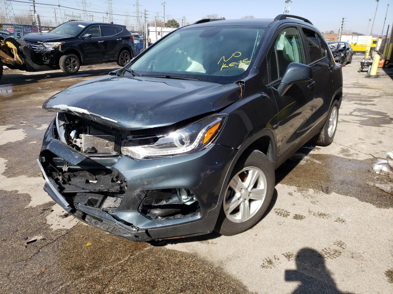 Photo 2 from auction – 2021 CHEVROLET TRAX 1LT with VIN KL7CJLSB9MB313467