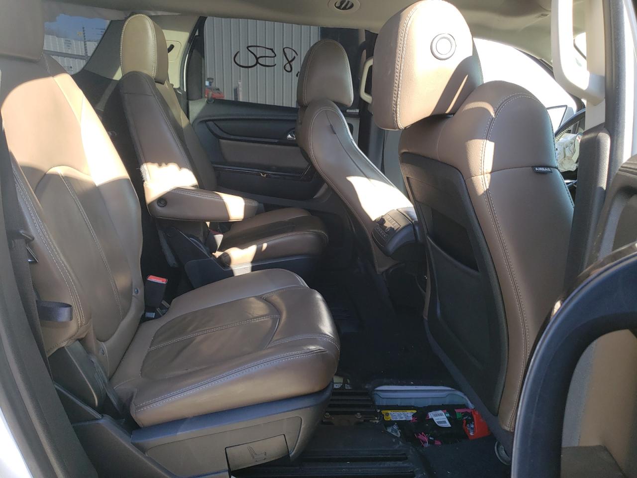 Photo 6 from auction – 2016 GMC ACADIA SLT with VIN 1GKKVRKD5GJ139225