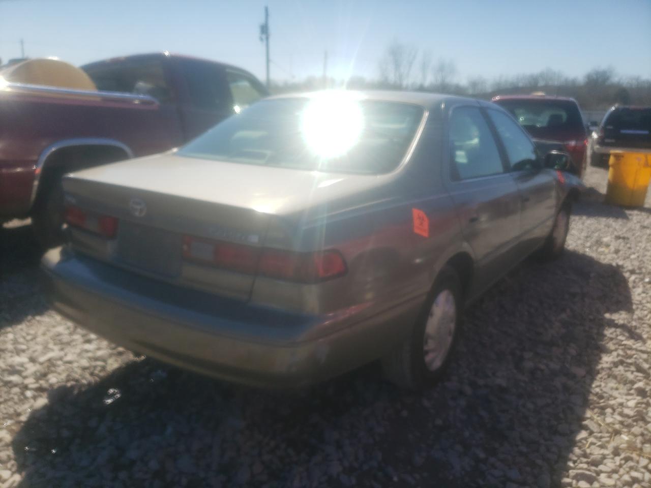 Photo 4 from auction – 1997 TOYOTA CAMRY CE with VIN 4T1BG22K3VU179984