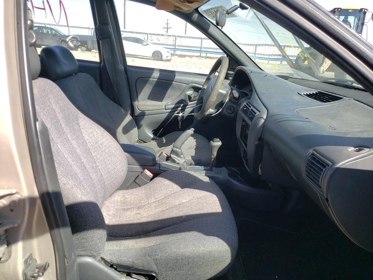 Photo 5 from auction – 2000 CHEVROLET CAVALIER with VIN 1G1JC5246Y7150974