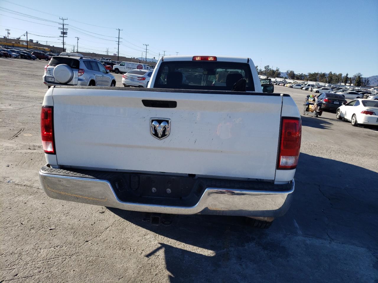Photo 6 from auction – 2019 RAM 1500 CLASS with VIN 3C6JR6DT6KG561519