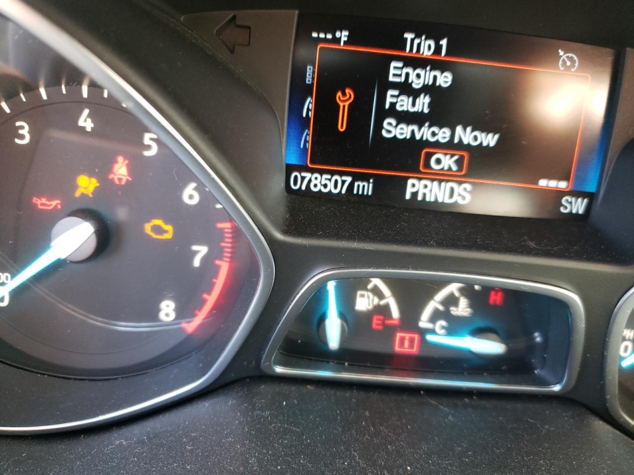 Photo 8 from auction – 2018 FORD ESCAPE SE with VIN 1FMCU0GD6JUA35691