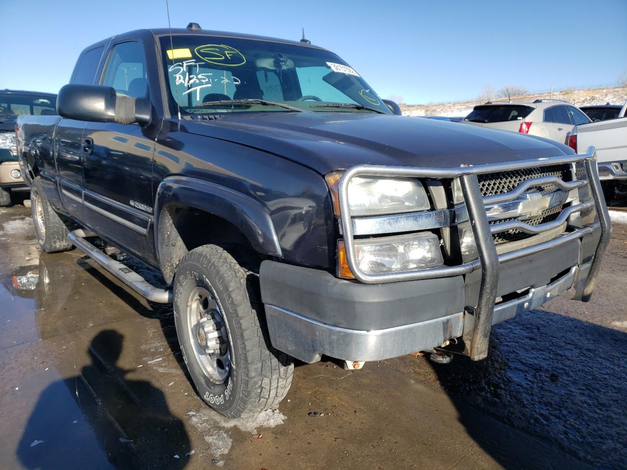 CHEVROLET SILVERADO 2004 with VIN 1GCHK29154E169587 - Photo from auction