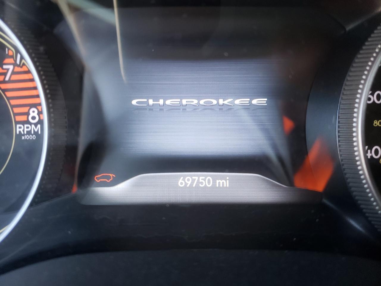 Photo 8 from auction – 2020 JEEP CHEROKEE T with VIN 1C4PJMBX2LD603882