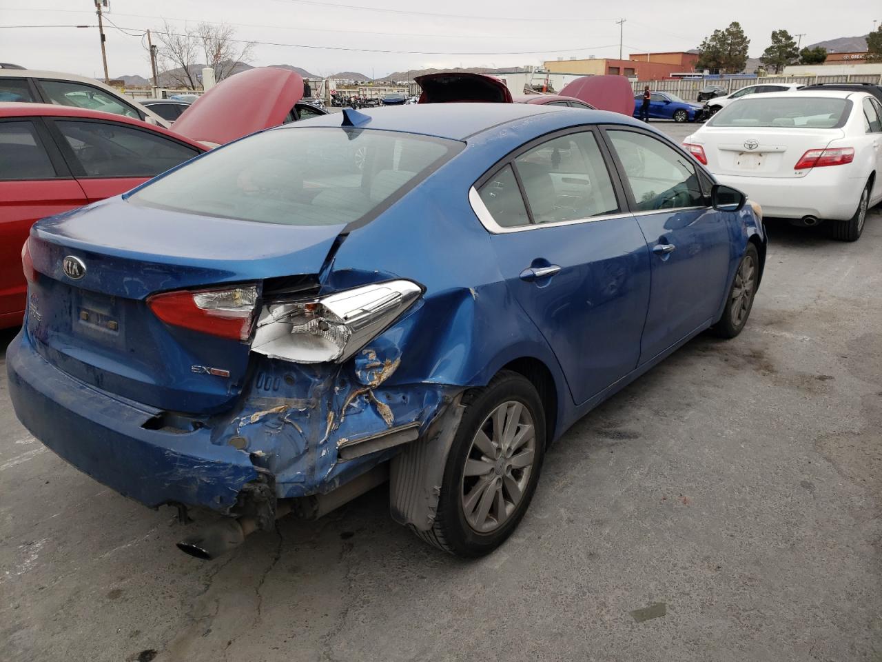 Photo 4 from auction – 2014 KIA FORTE EX with VIN KNAFX4A85E5089234
