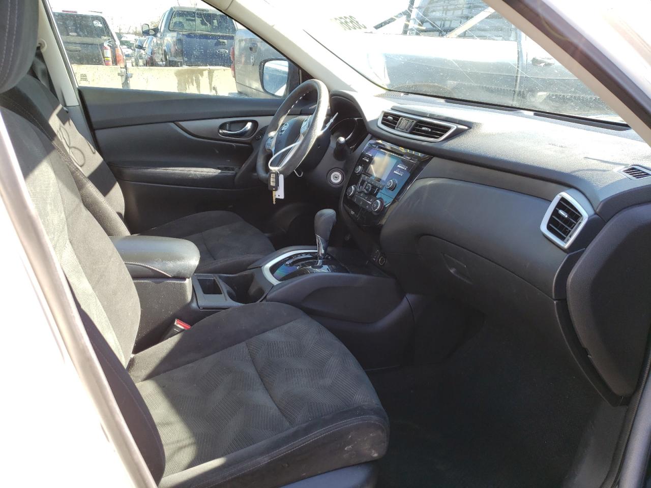 Photo 5 from auction – 2014 NISSAN ROGUE S with VIN 5N1AT2MT7EC782438