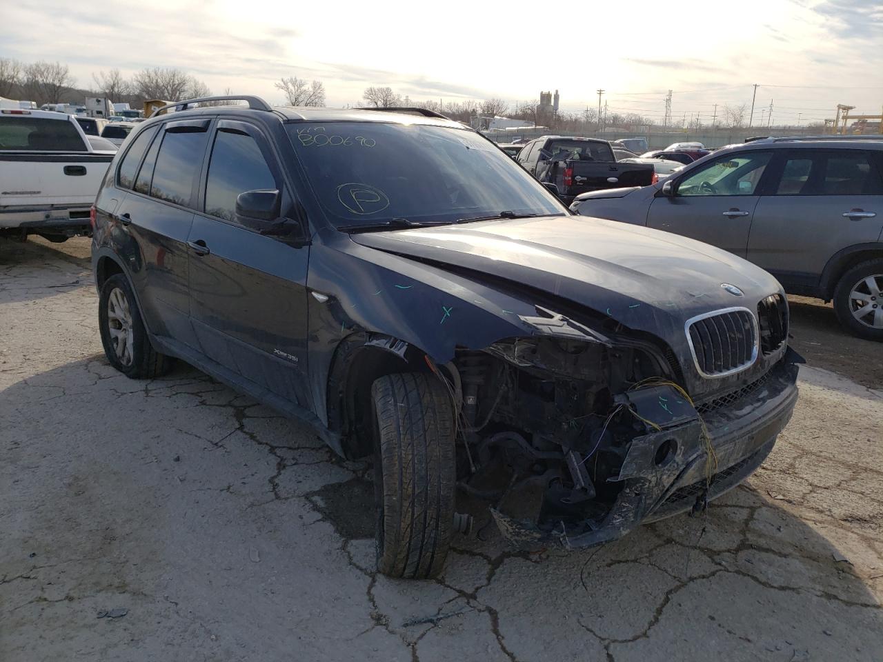 BMW X5 XDRIVE3 2013 with VIN 5UXZV4C53D0B00690 - Photo from auction