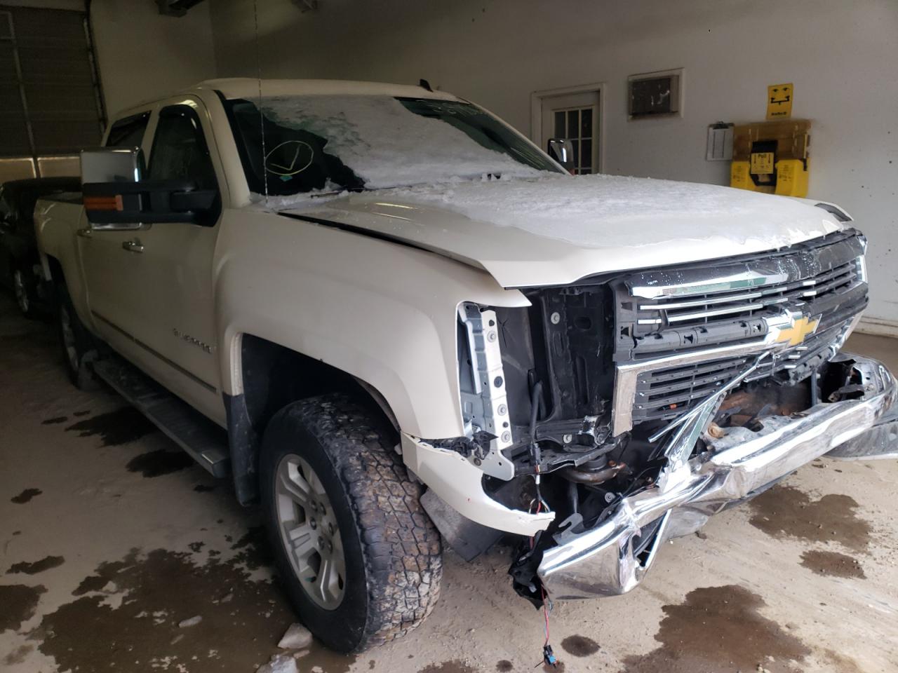 CHEVROLET SILVERADO 2014 with VIN 3GCUKREC0EG367194 - Photo from auction