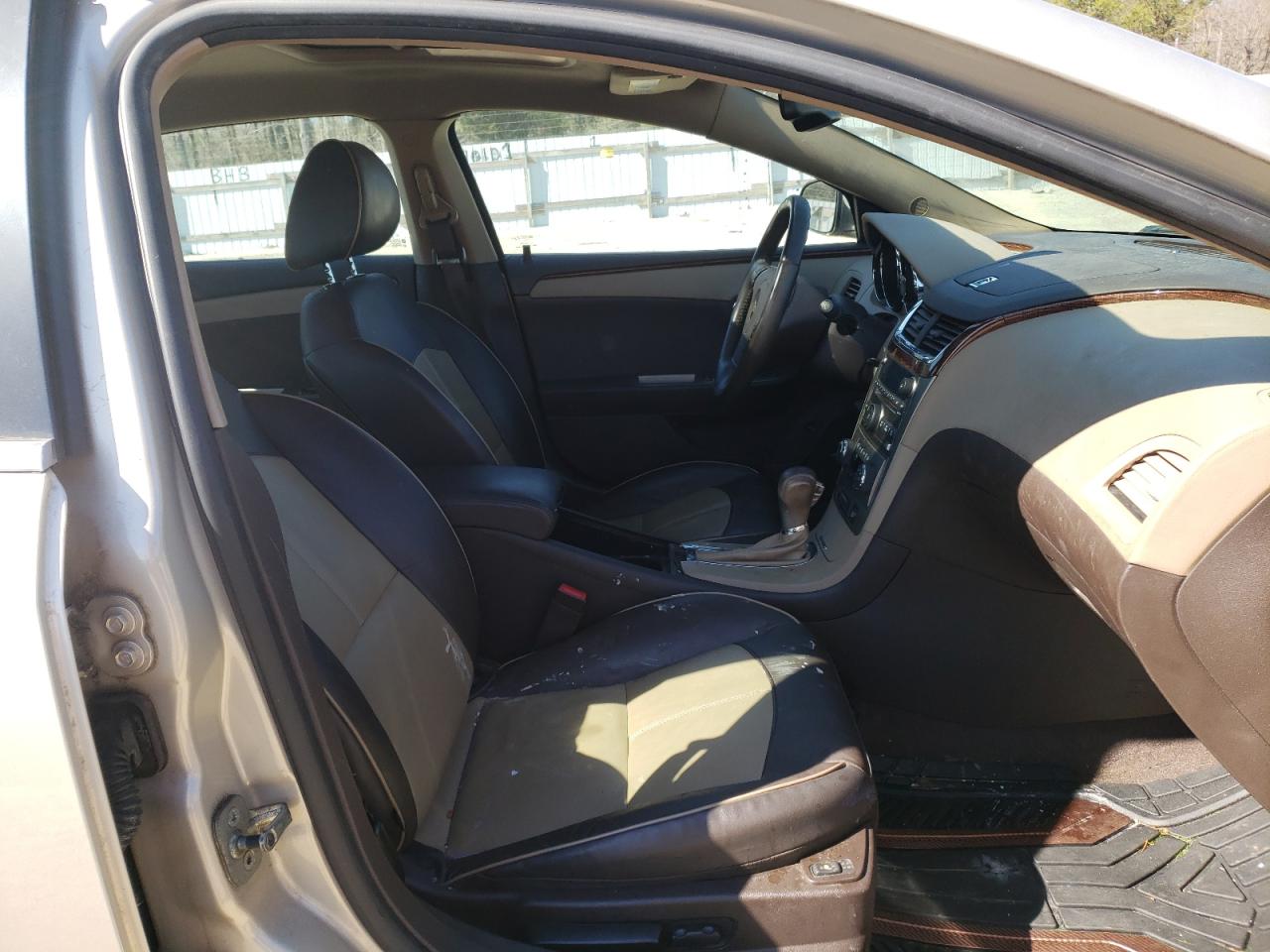 Photo 5 from auction – 2011 CHEVROLET MALIBU LTZ with VIN 1G1ZE5E19BF199467