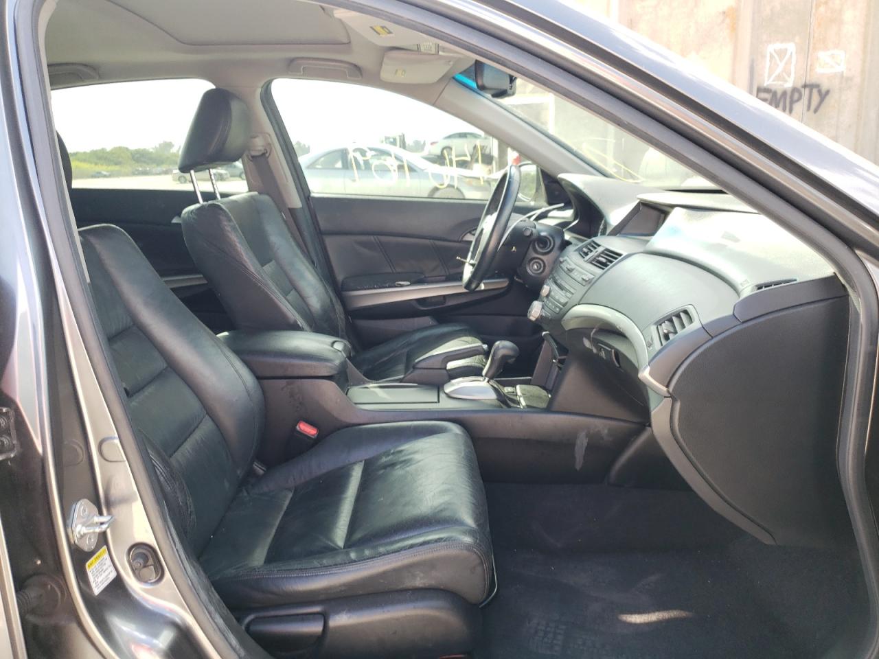 Photo 5 from auction – 2008 HONDA ACCORD with VIN JHMCP26808C036720