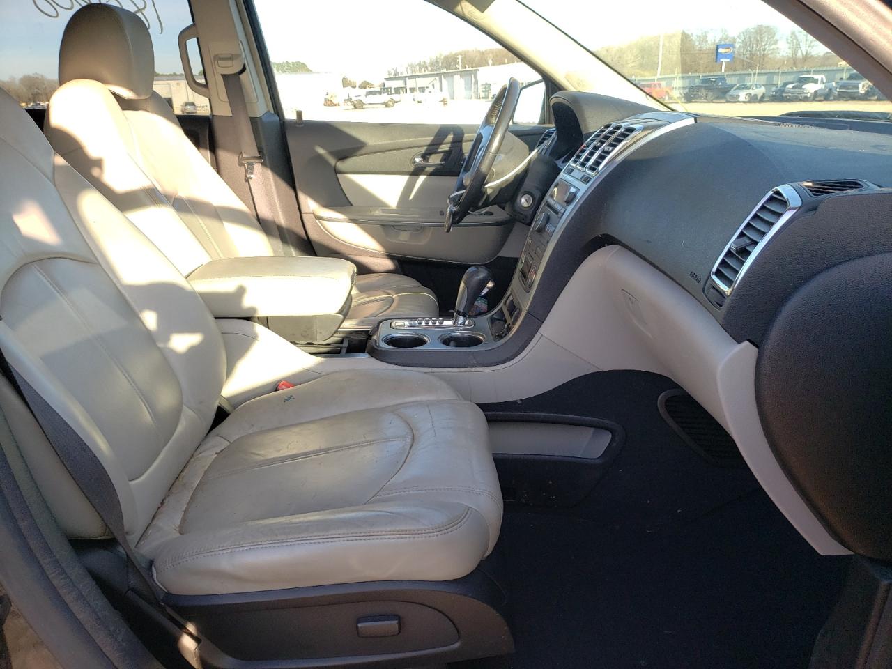 Photo 5 from auction – 2007 GMC ACADIA SLT with VIN 1GKER237X7J118288