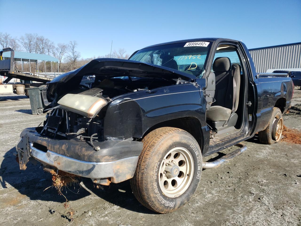 Photo 2 from auction – 2004 CHEVROLET SILVERADO with VIN 1GCEC14T24Z258772