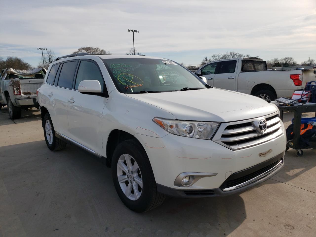 TOYOTA HIGHLANDER 2013 with VIN 5TDZK3EH2DS112609 - Photo from auction