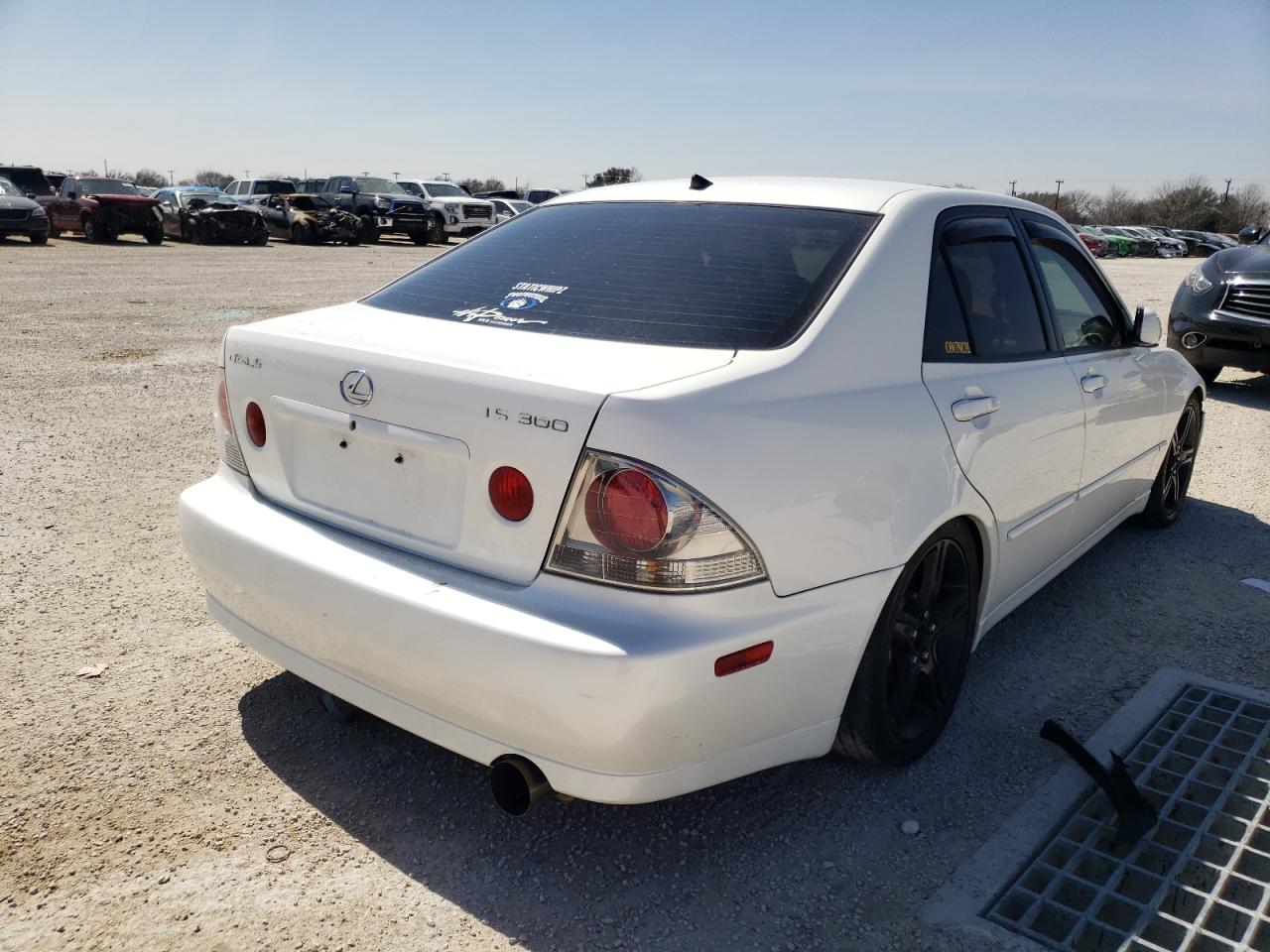 Photo 4 from auction – 2003 LEXUS IS 300 with VIN JTHBD192330076595