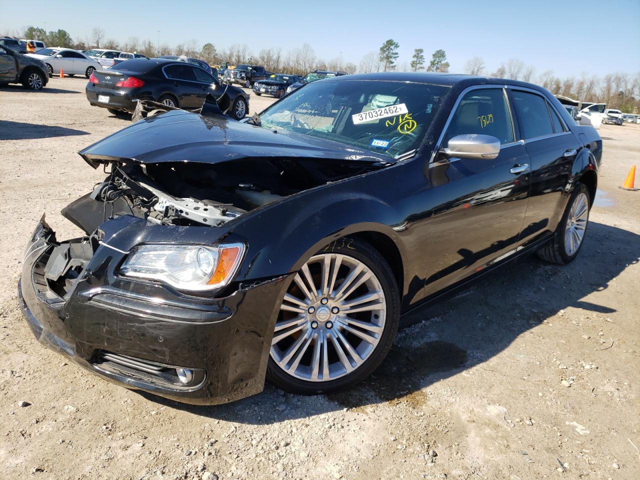 Photo 2 from auction – 2014 CHRYSLER 300C VARVA with VIN 2C3CCADG8EH230944