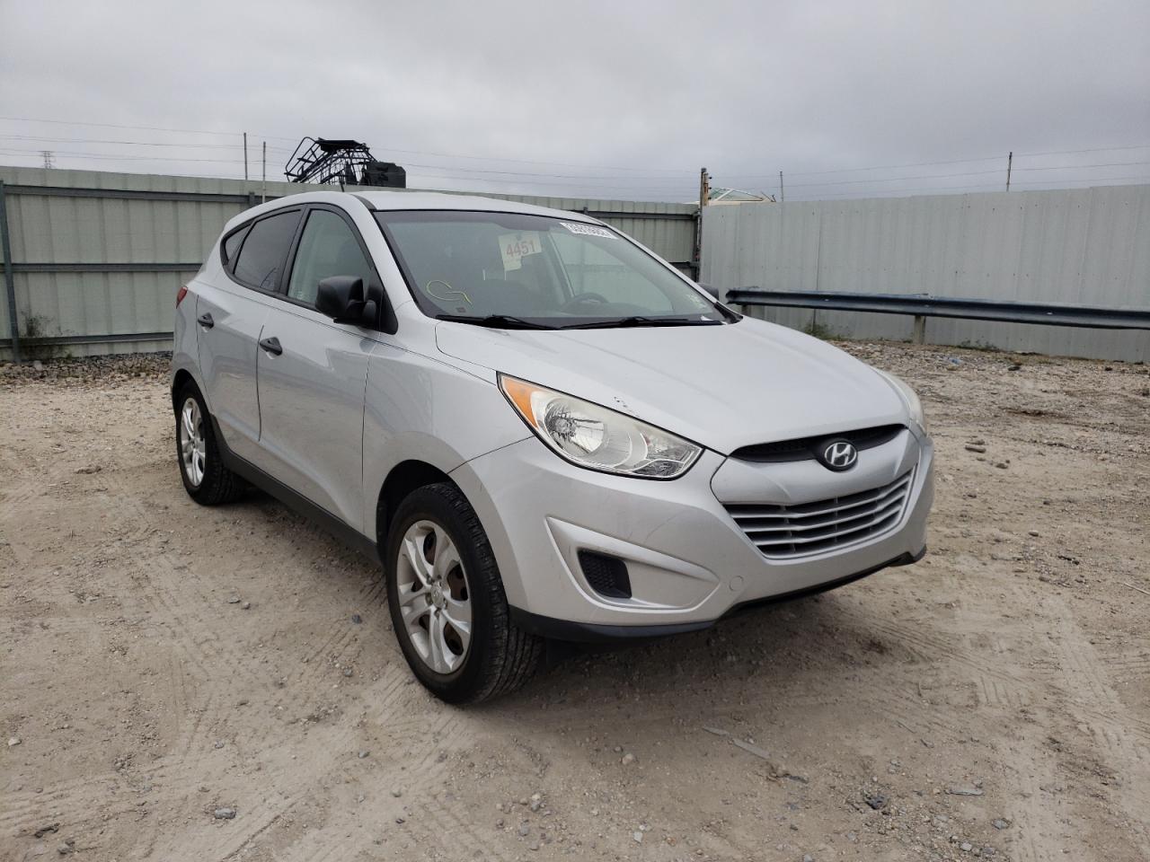 HYUNDAI TUCSON GL 2013 with VIN KM8JT3AB4DU744594 - Photo from auction