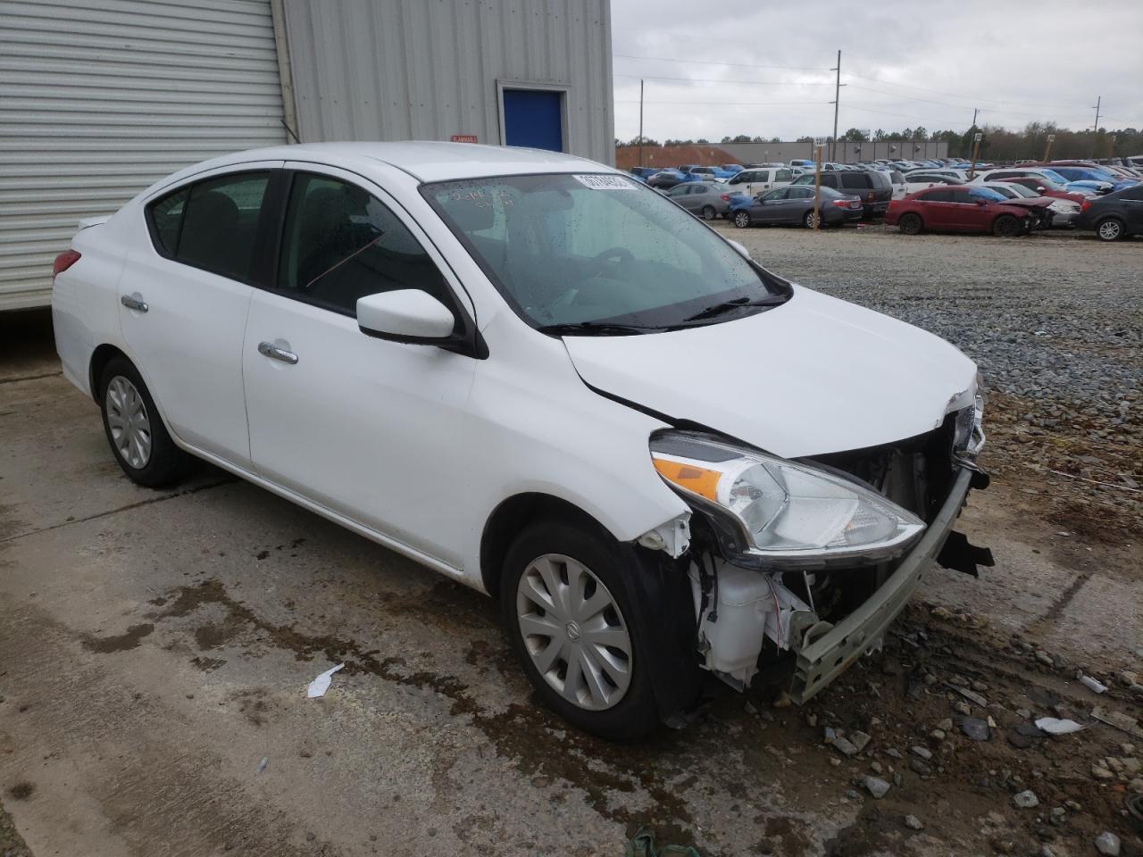 NISSAN VERSA S 2019 with VIN 3N1CN7AP3KL875536 - Photo from auction