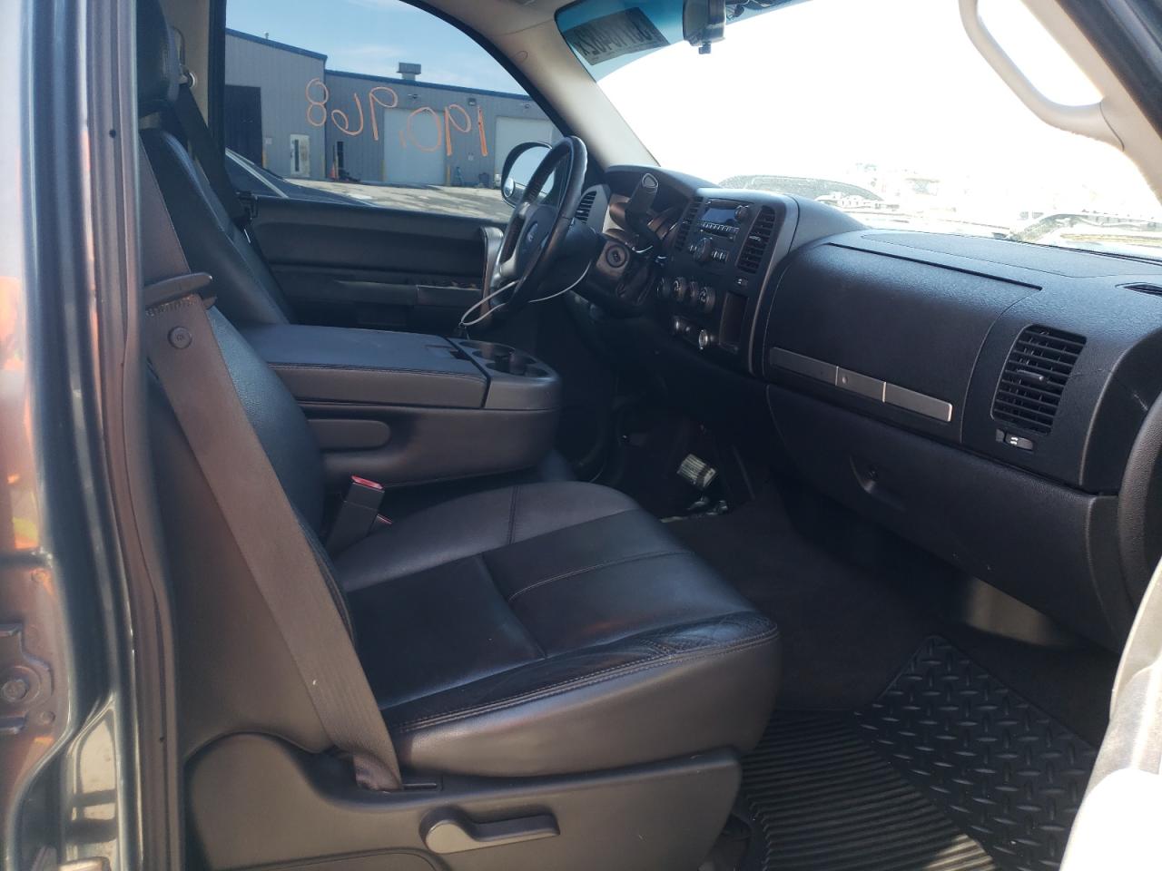 Photo 5 from auction – 2009 GMC SIERRA K15 with VIN 3GTEK23309G217011