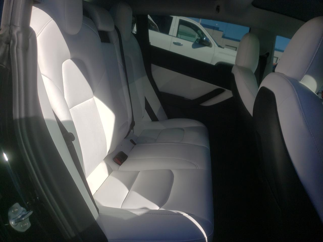 Photo 6 from auction – 2019 TESLA MODEL 3 with VIN 5YJ3E1EA3KF302229
