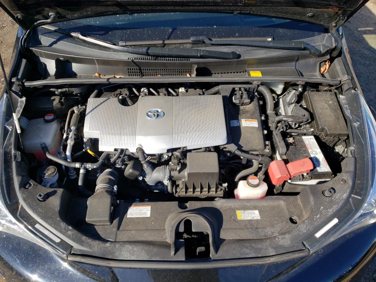 Photo 7 from auction – 2016 TOYOTA PRIUS with VIN JTDKARFU8G3010885