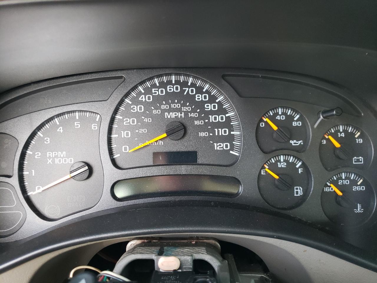 Photo 8 from auction – 2005 CHEVROLET SILVERADO with VIN 2GCEC19V151262669