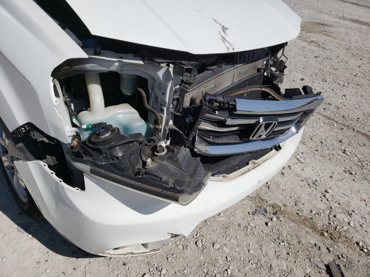 Photo 9 from auction – 2014 HONDA PILOT EX with VIN 5FNYF3H48EB016014