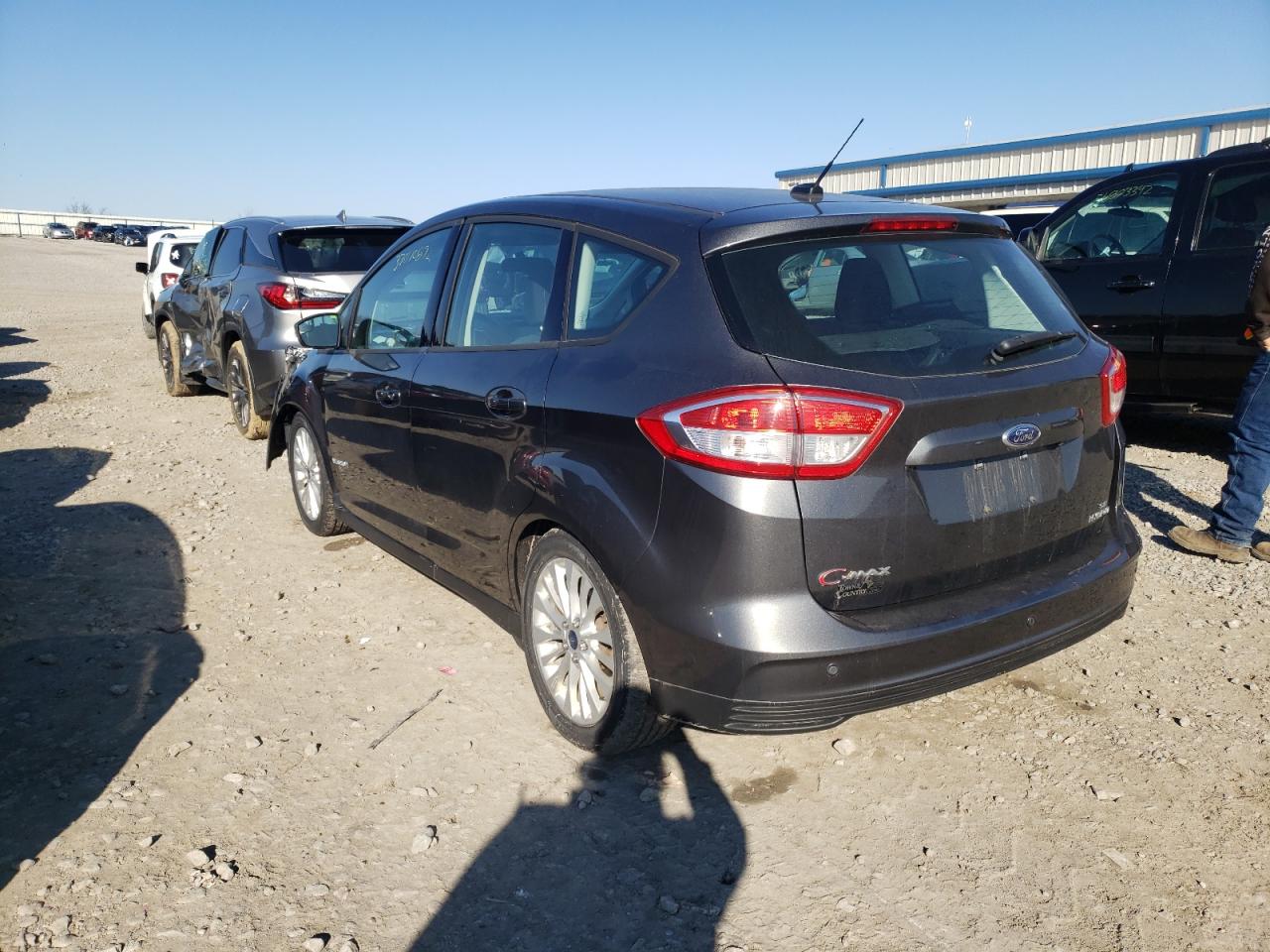 Photo 3 from auction – 2017 FORD C-MAX SE with VIN 1FADP5AU5HL109579