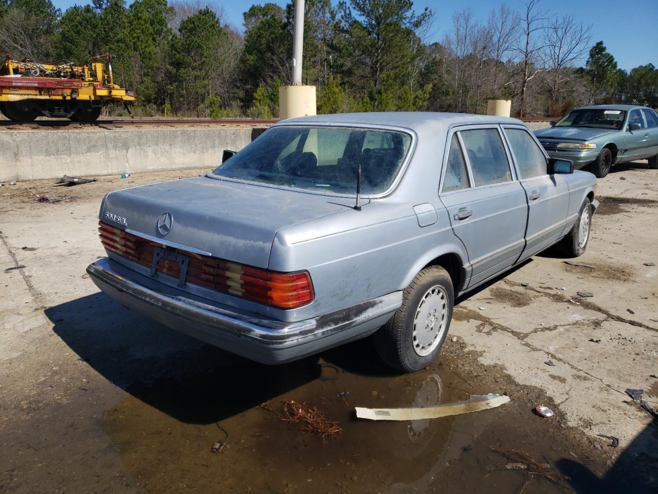 Photo 4 from auction – 1984 MERCEDES-BENZ 500-CLASS with VIN WDBCA37A8EA058643