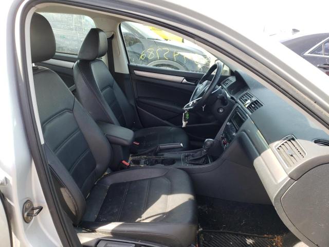 Photo 5 from auction – 2014 VOLKSWAGEN PASSAT S with VIN 1VWAT7A34EC099759