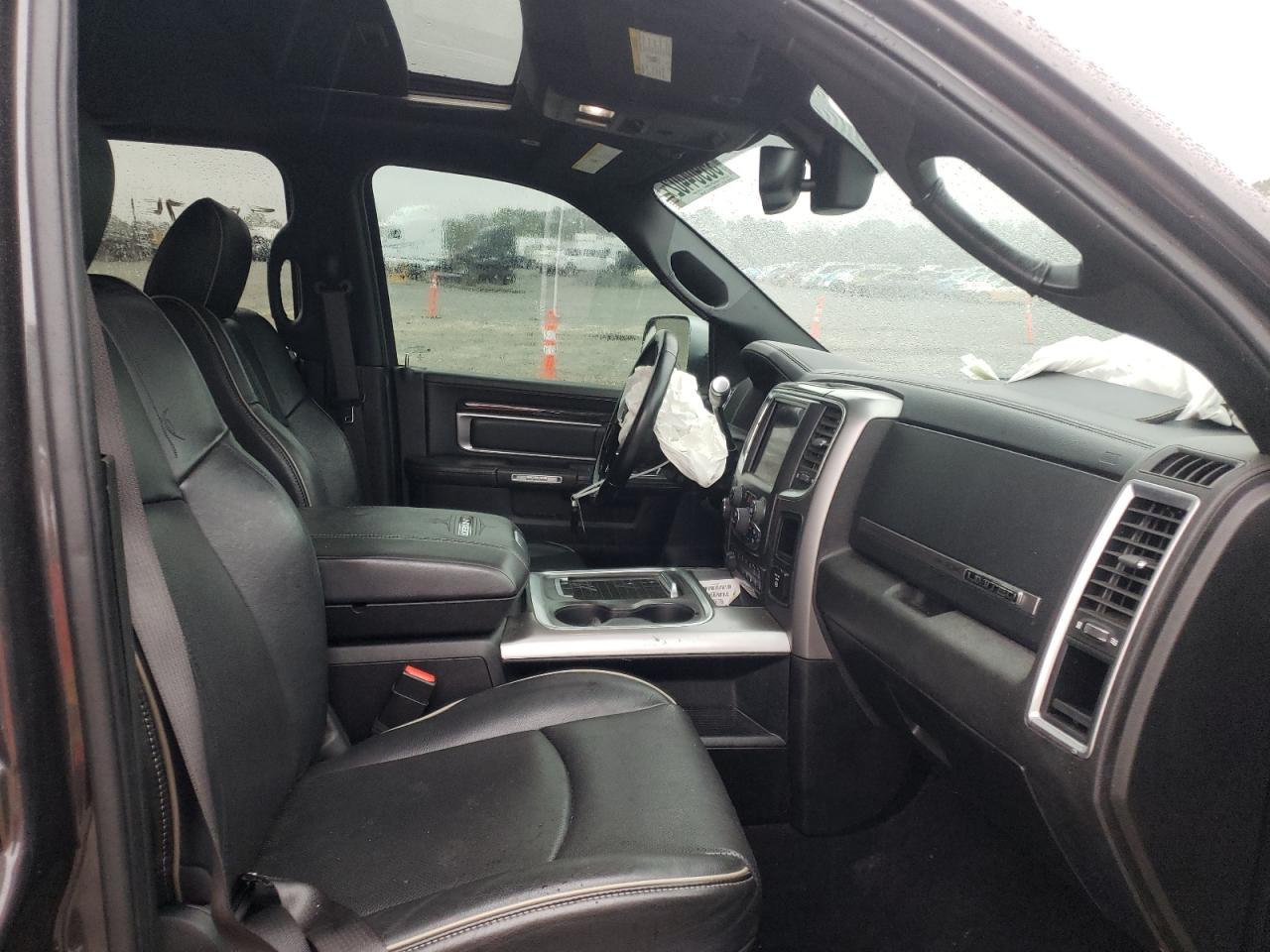 Photo 5 from auction – 2018 RAM 2500 LONGH with VIN 3C6UR5GL3JG333043