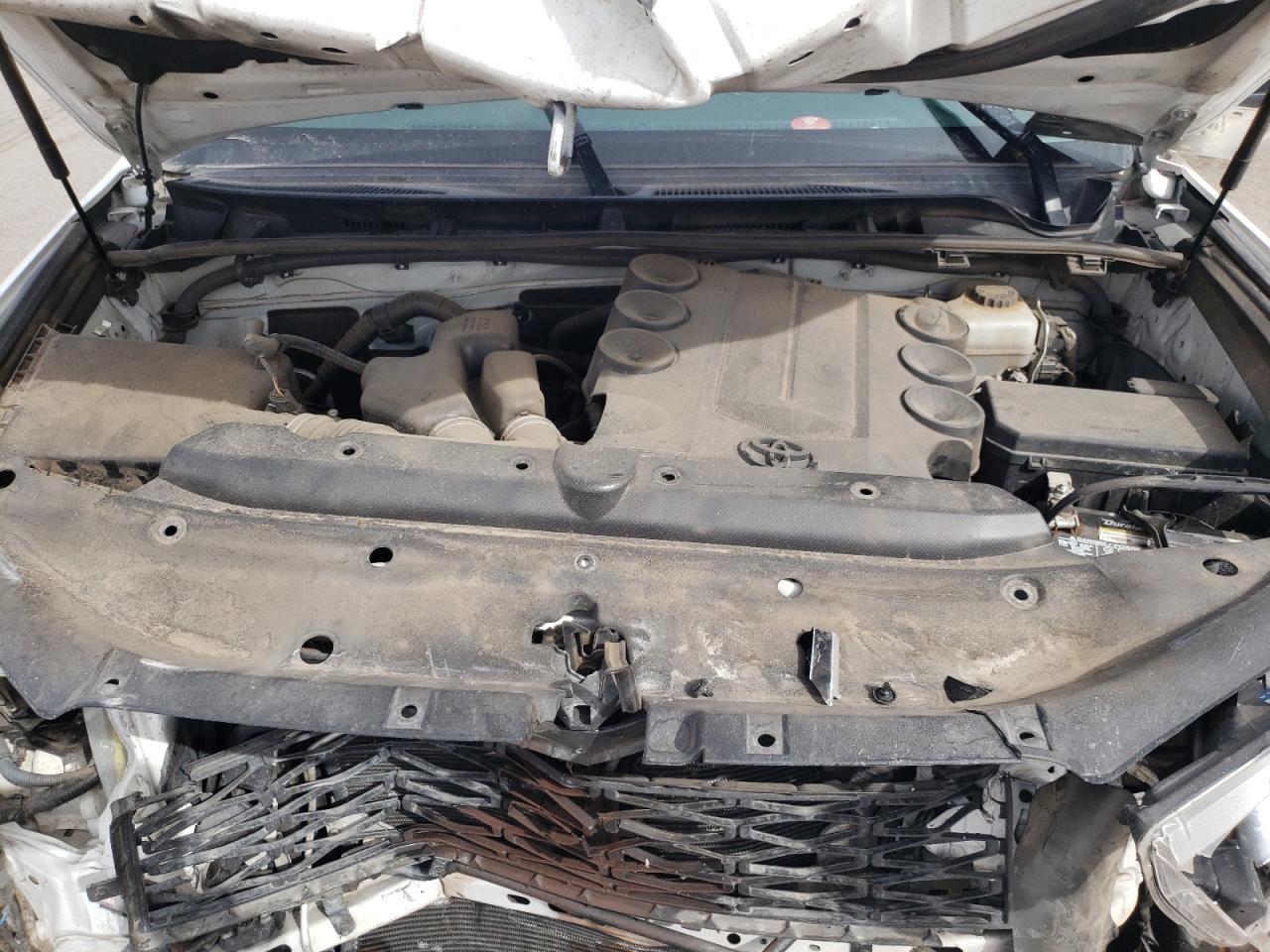Photo 7 from auction – 2015 TOYOTA 4RUNNER SR with VIN JTEBU5JR9F5260041